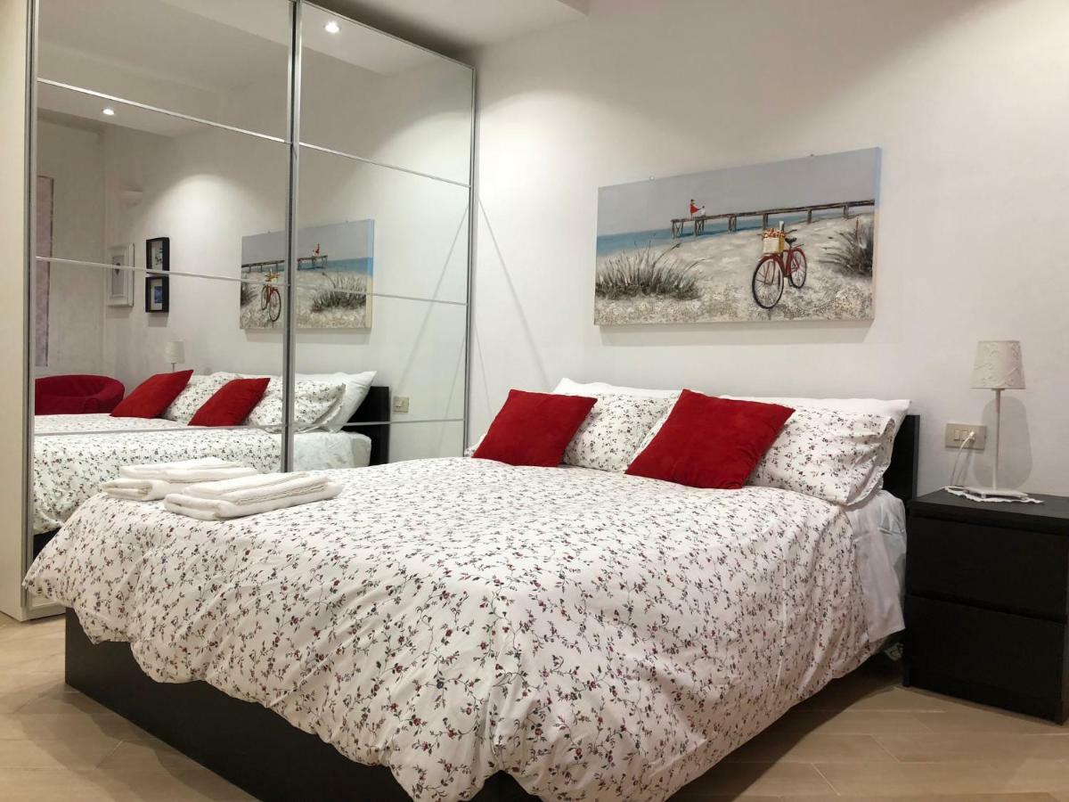 Апартаменты Temporary House Vicolo Colombina Болонья Экстерьер фото